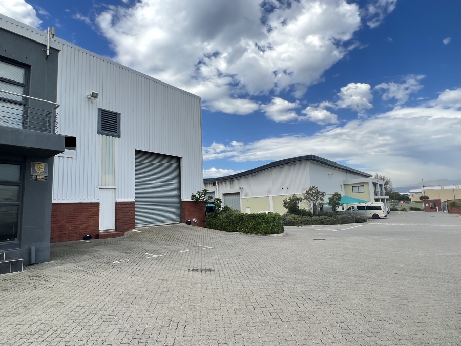 To Let Commercial Property for Rent in Mall Interchange Western Cape
